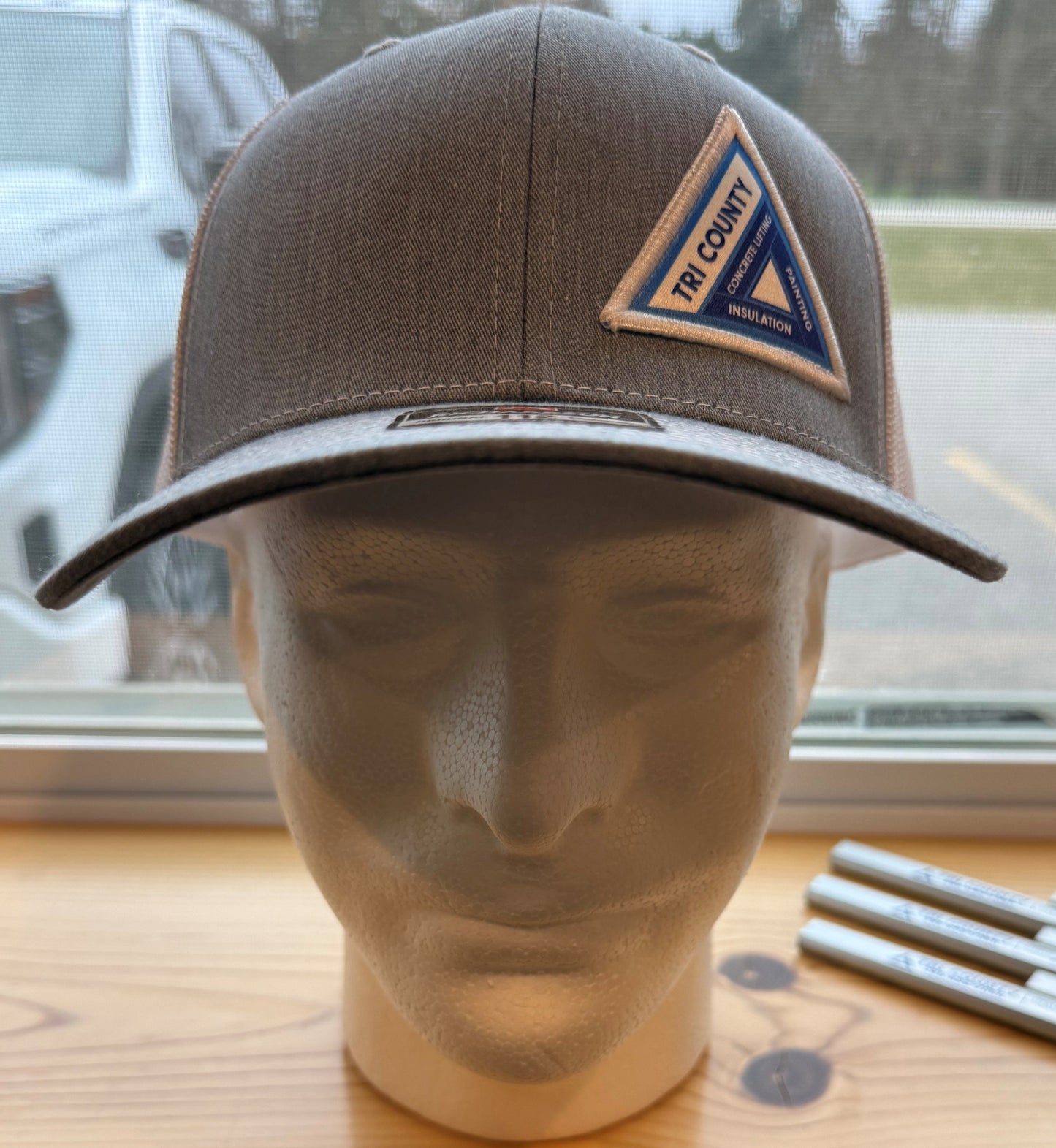 Richardson - Trucker snapback Cap with triangle patch